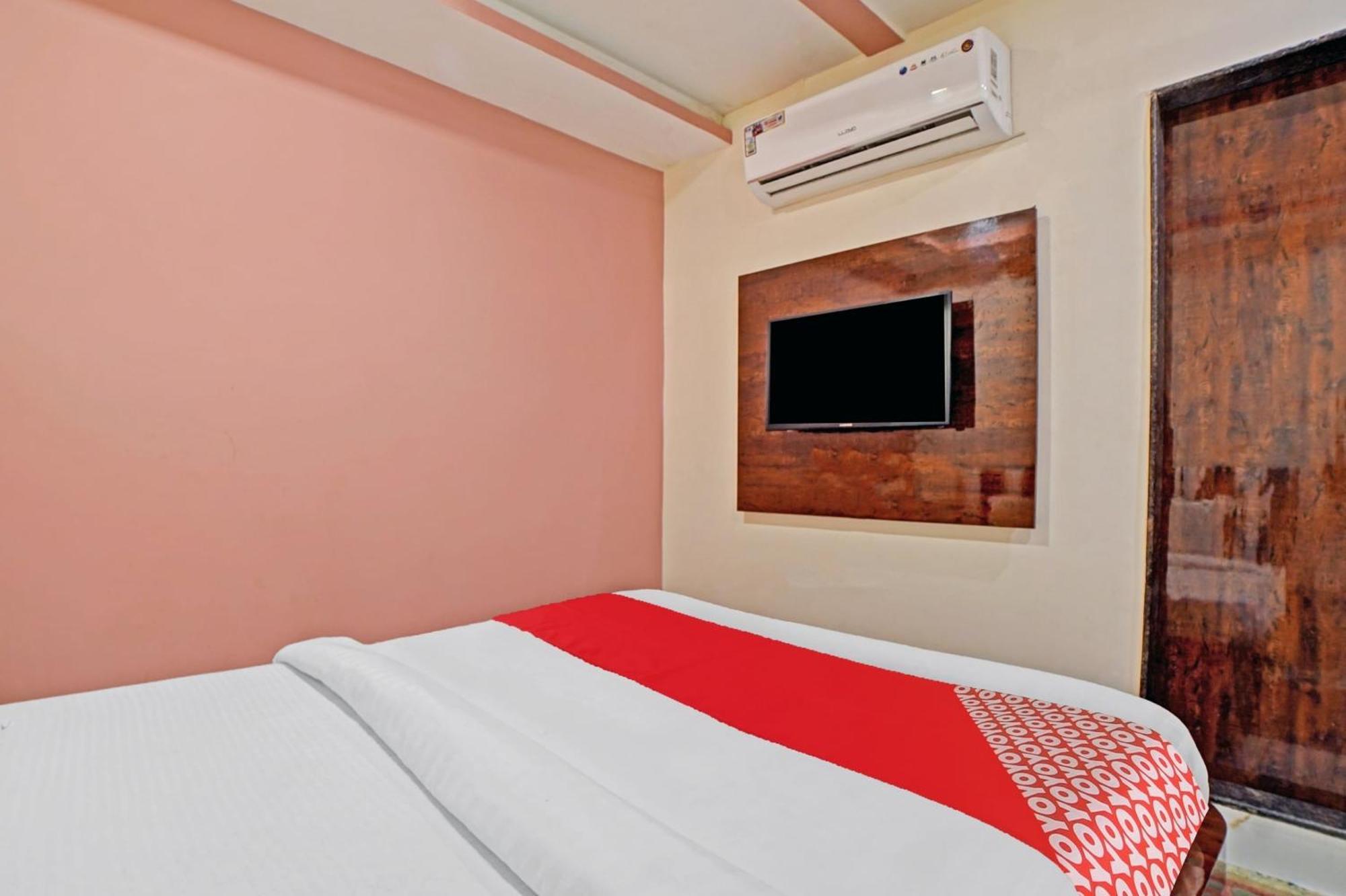 Hotel O Sandeep Rāipur 外观 照片