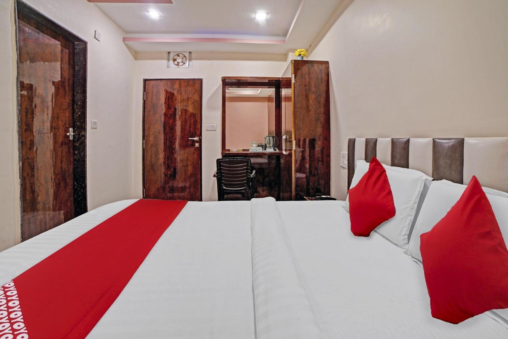 Hotel O Sandeep Rāipur 外观 照片
